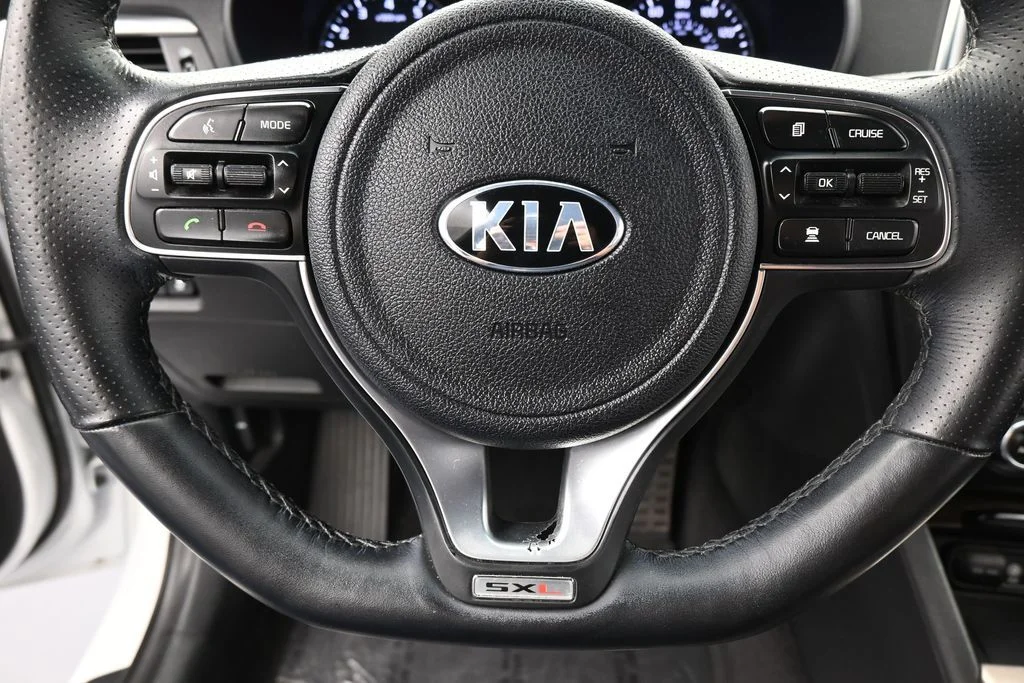 Used 2016 Snow White Pearl Kia SXL image 32