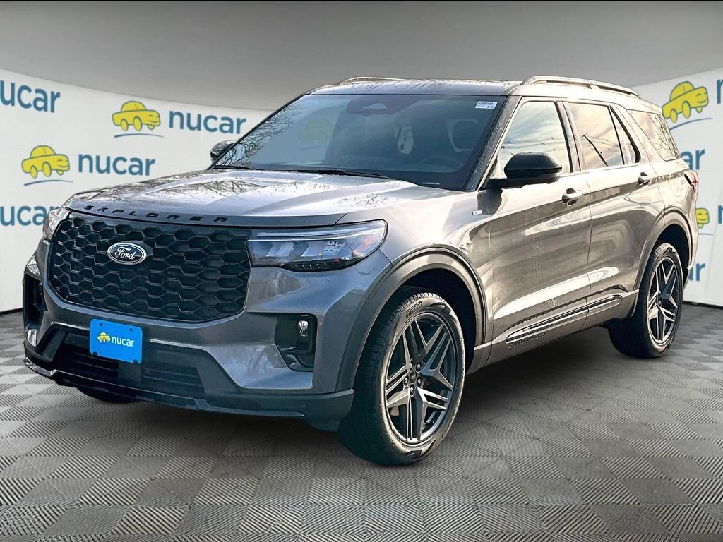 New 2026 Carbonized Gray Metallic Ford ST-Line image 2