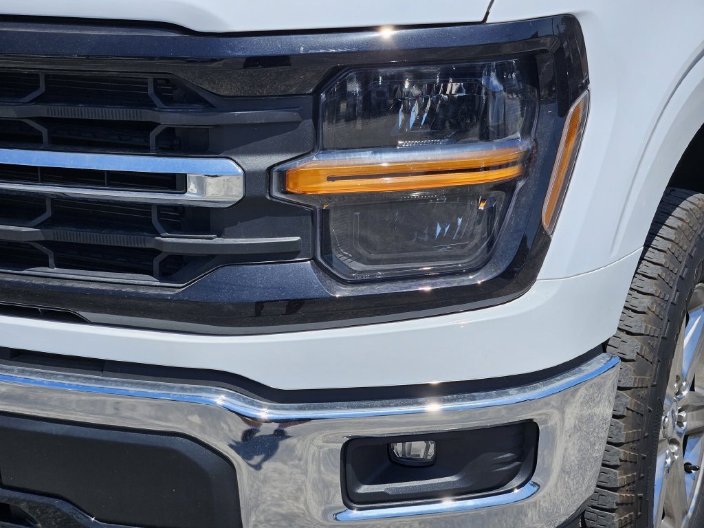 Used 2025 White Ford XLT image 8