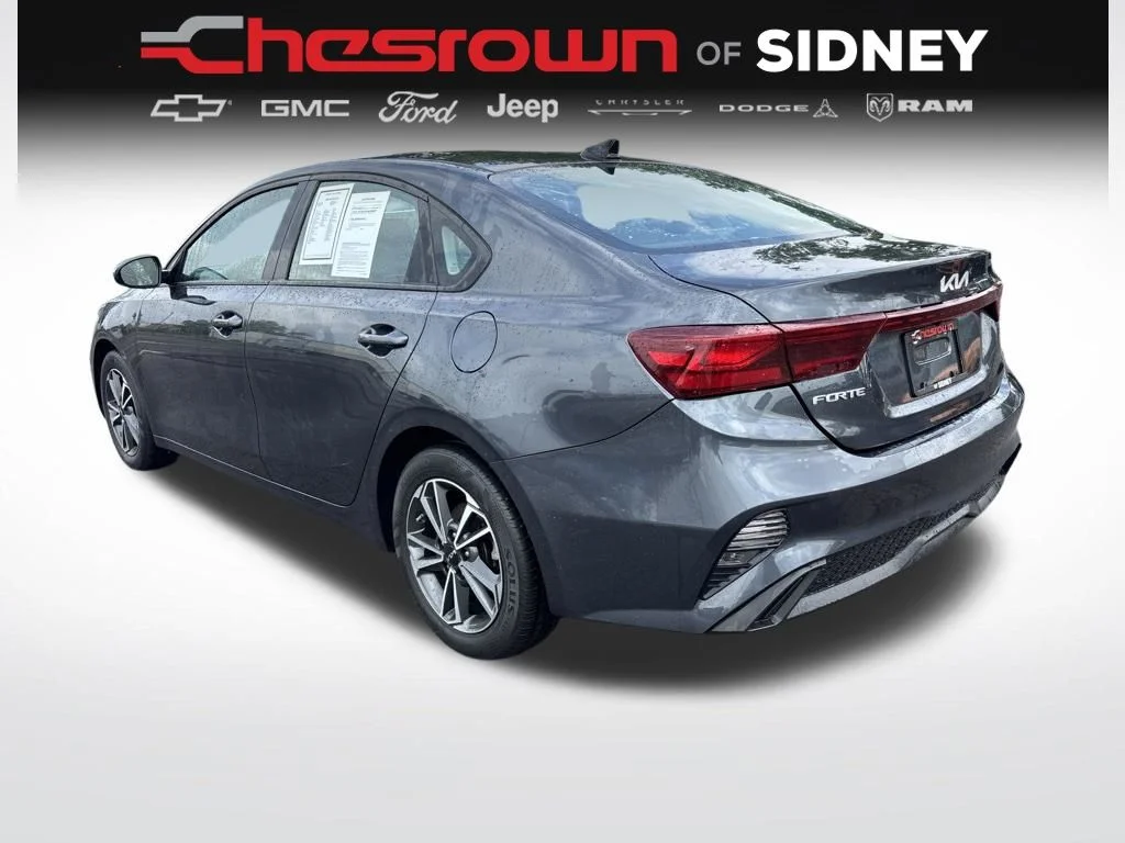Used 2023 Gray Kia LXS image 3