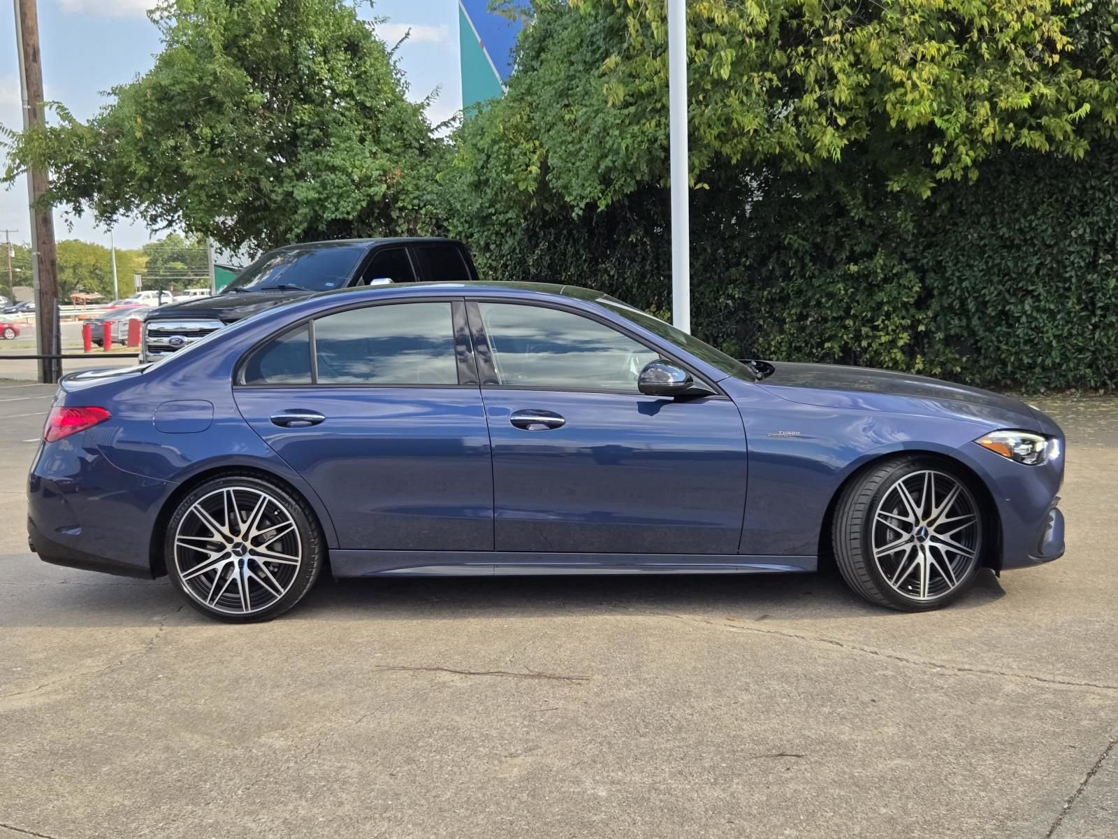 Used 2025 Starling Blue Magno Mercedes-Benz C 43 AMG® image 9