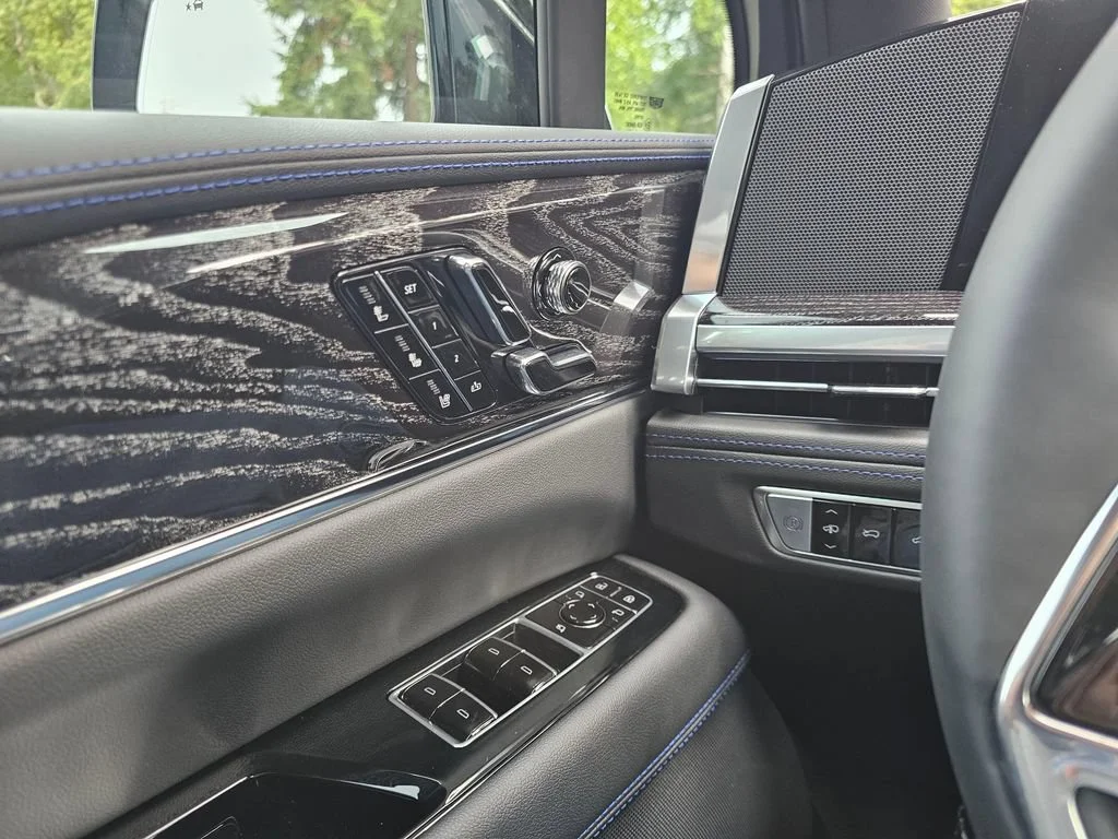 2026 Cadillac Escalade IQ Luxury - Photo 31