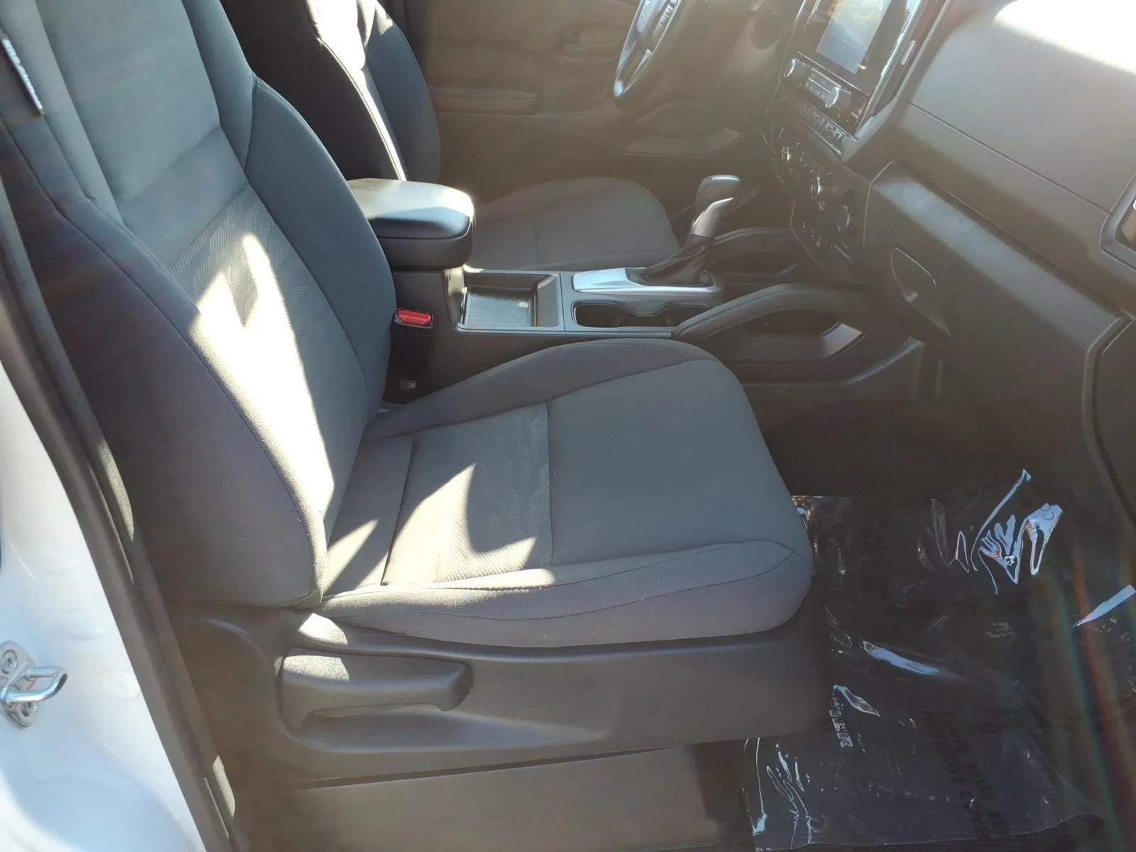 Used 2026 Glacier White Nissan S image 20