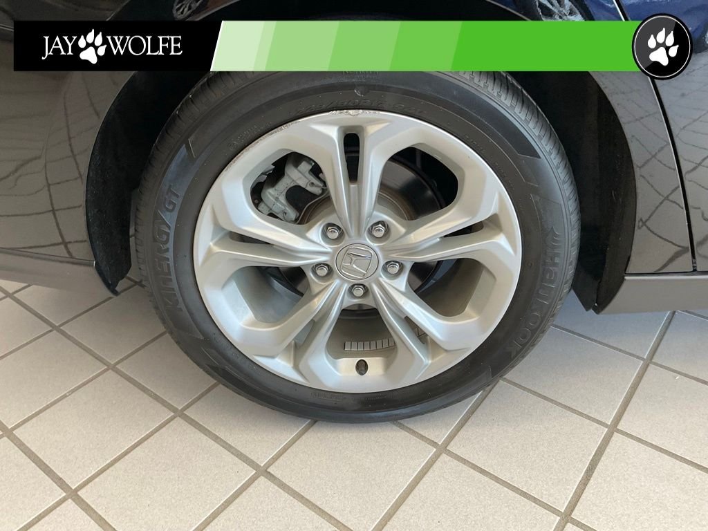 Used 2023  Honda LX image 6