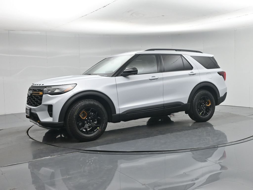 New 2026 Space White Metallic Ford Tremor image 28