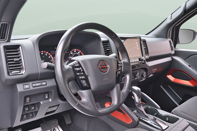 Used 2023 White Nissan PRO-4X image 16