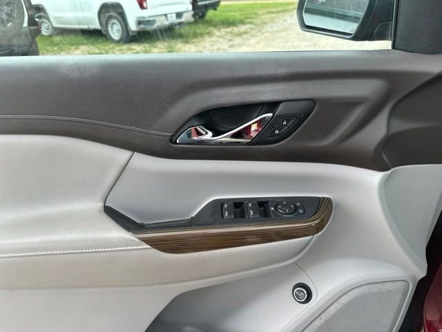 Used 2020 Red GMC SLE image 18