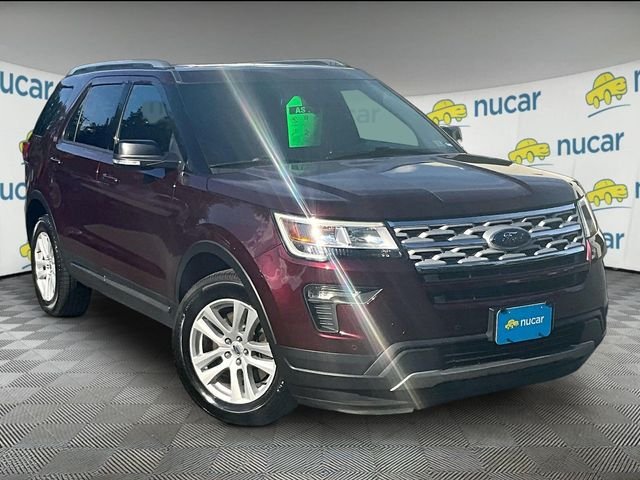 Used 2018 Red Ford XLT image 1