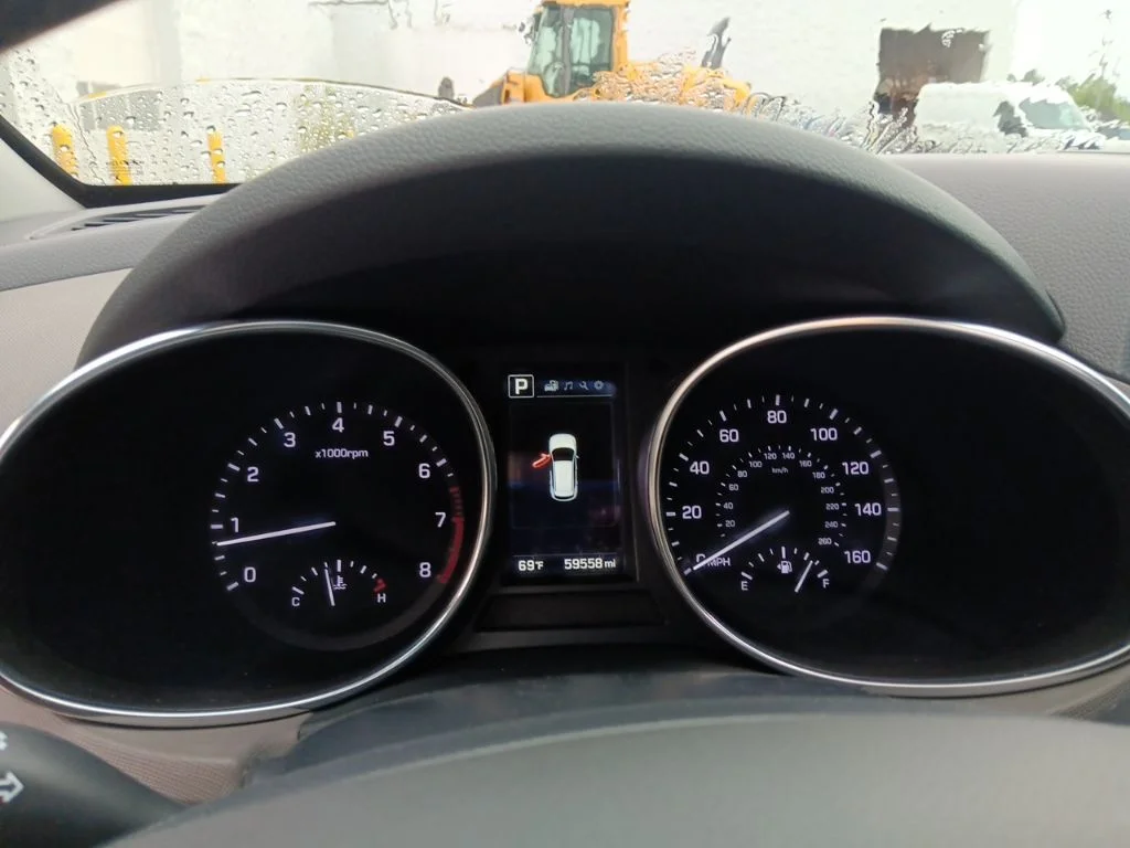 Used 2018 Pearl White Hyundai 2.4 Base image 20