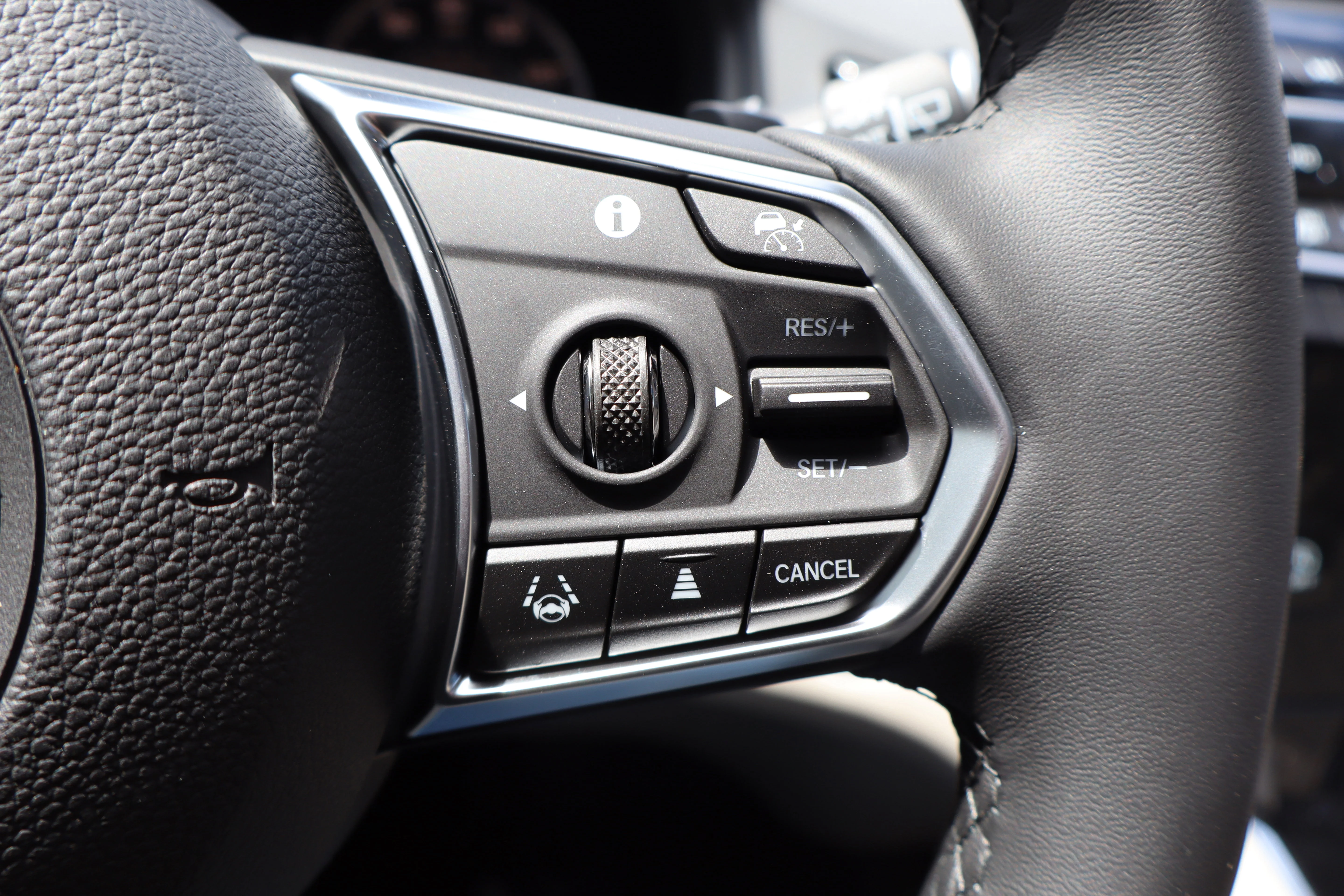 New 2026 Majestic Black Pearl Acura w/Technology Package image 12