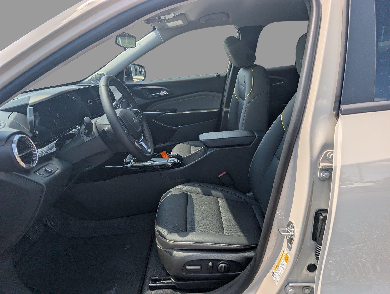New 2026 White Sands Chevrolet ACTIV image 12