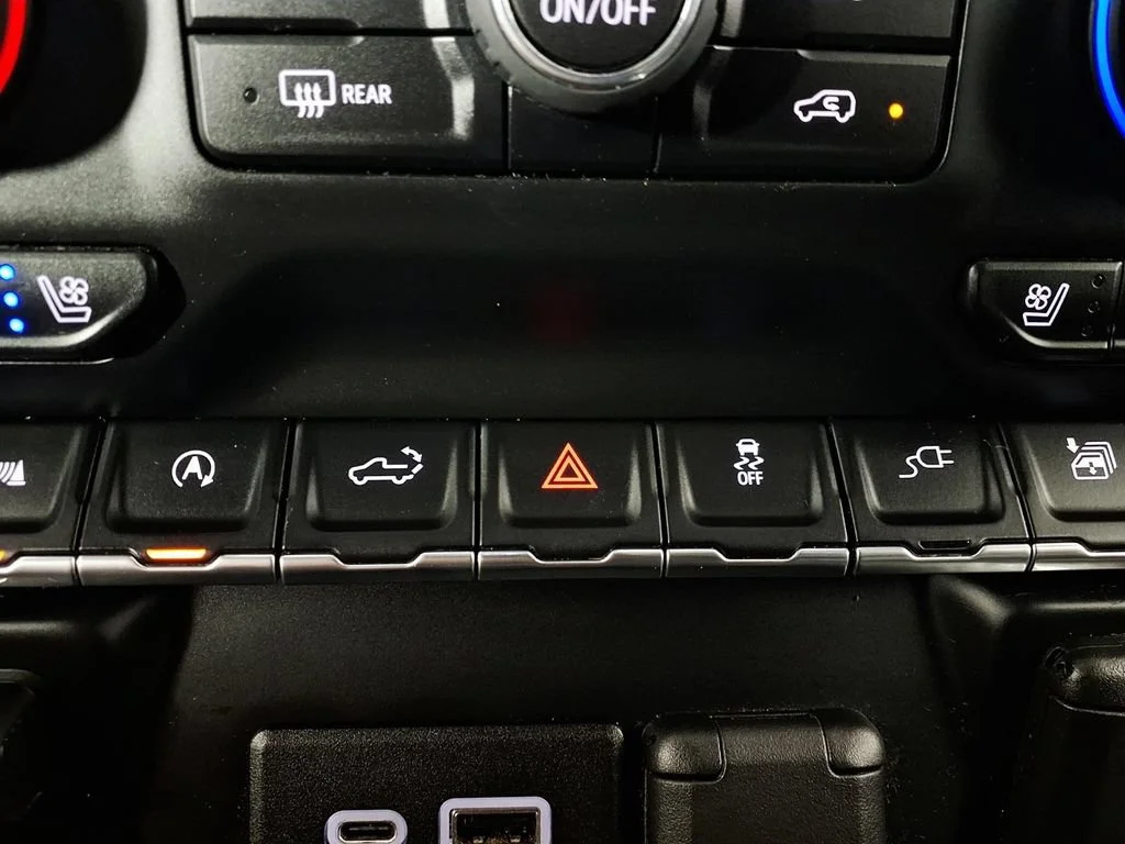 Used 2019 SHADOW GRAY METALLIC Chevrolet LTZ image 22