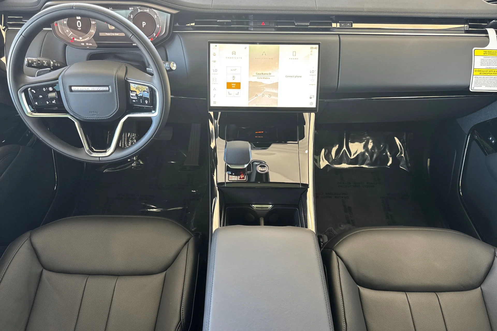 New 2026 Santorini Black Land Rover SE image 3