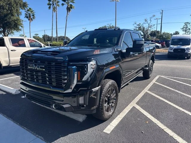 Used 2024 Onyx Black GMC Denali Ultimate image 1