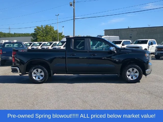 Used 2020 Black Chevrolet LT image 14