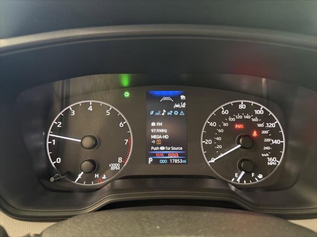 Certified Used 2023 WIND CHILL PEARL Toyota  image 9