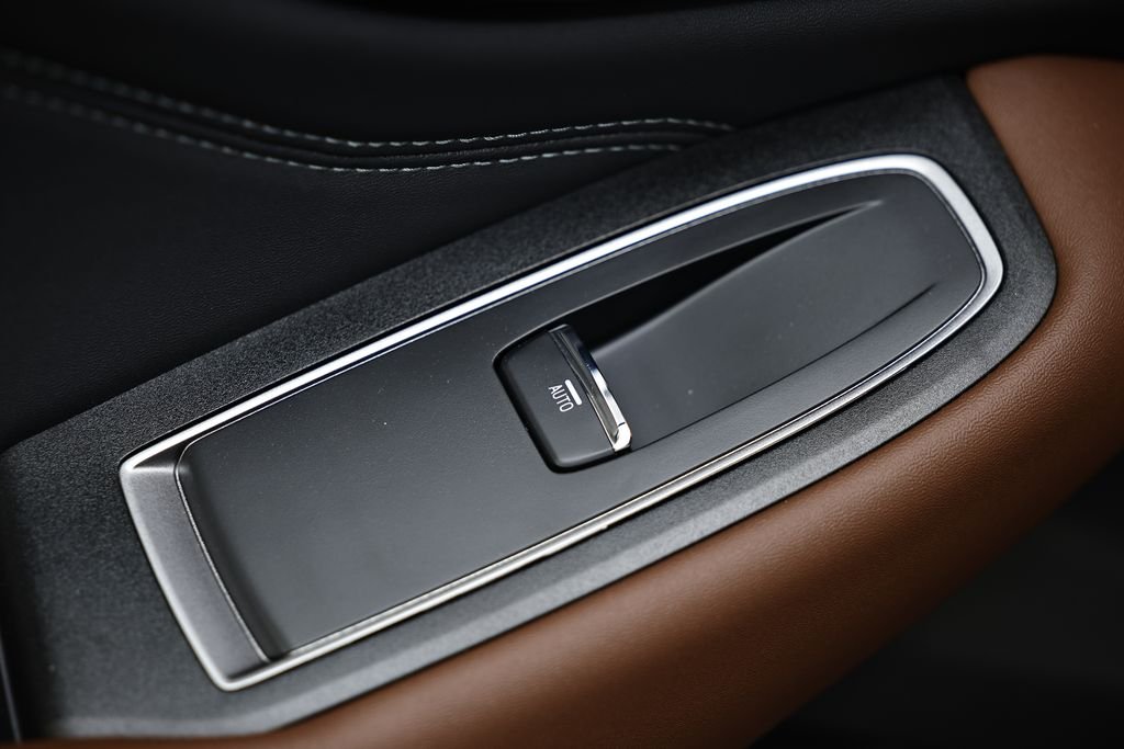 Used 2025 Magnetite Gray Metallic Subaru Touring XT image 25
