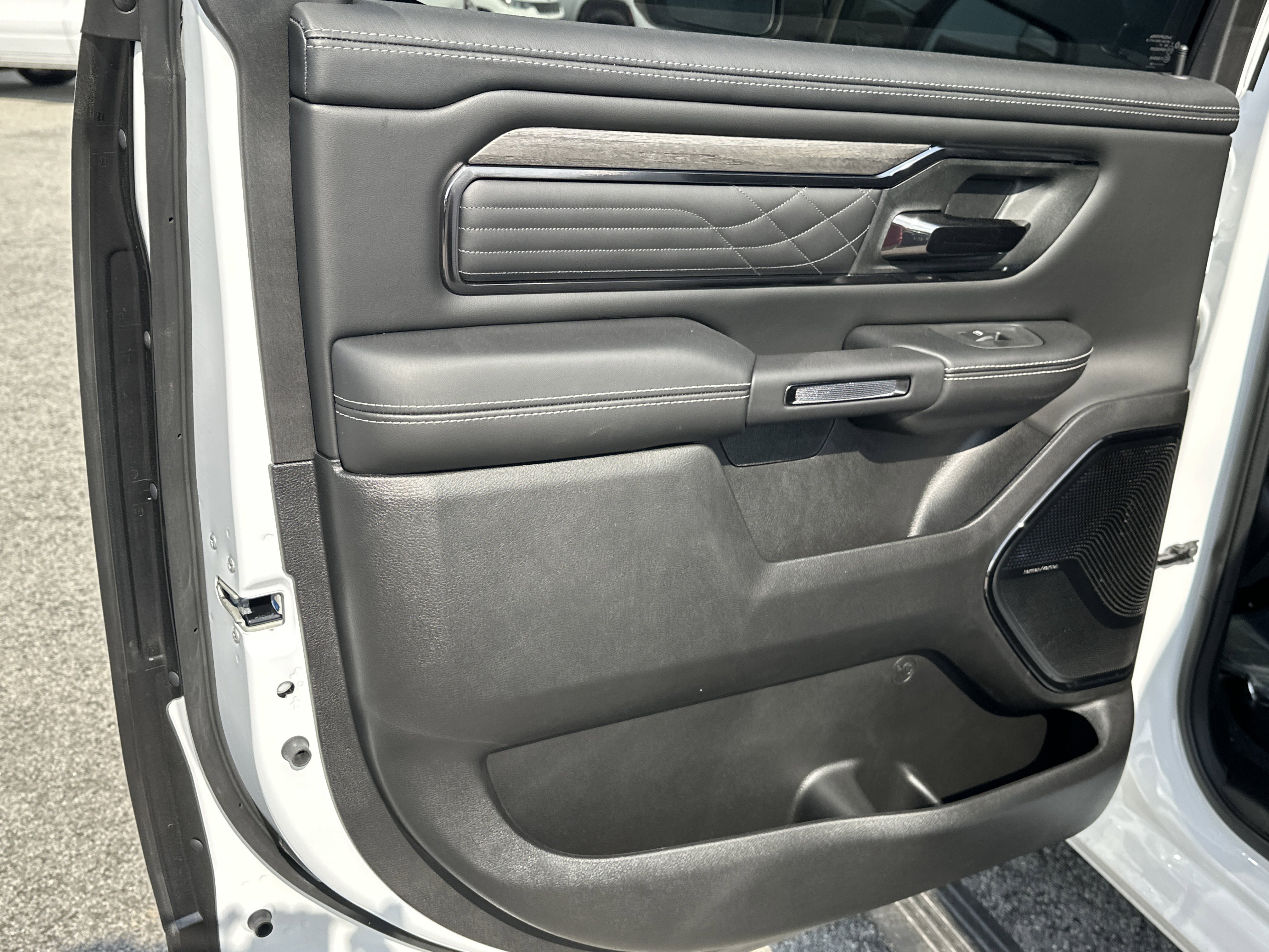 New 2026 Bright White Clear-Coat Exterior Paint RAM Limited image 22