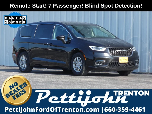 2023 Chrysler Pacifica Touring L