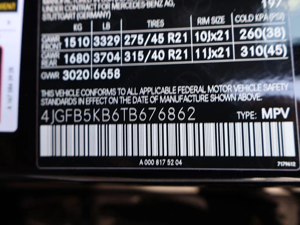 New 2026 Obsidian Black Metallic Mercedes-Benz GLE 450 image 40