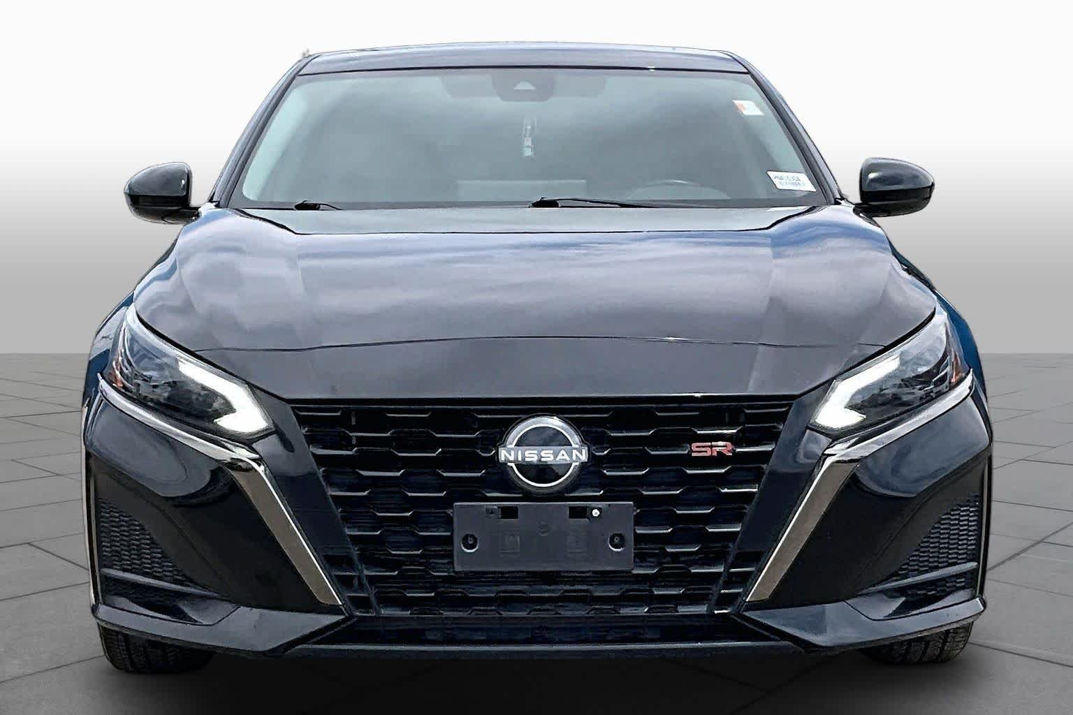 Used 2023 Black Nissan 2.5 SR image 4