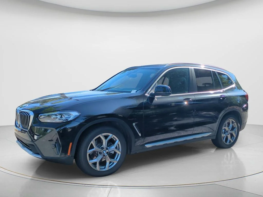 2023 BMW X3 sDrive30i's photo