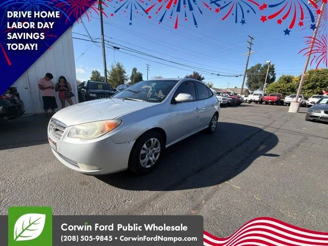Used 2009 Quicksilver Metallic Hyundai  image 1