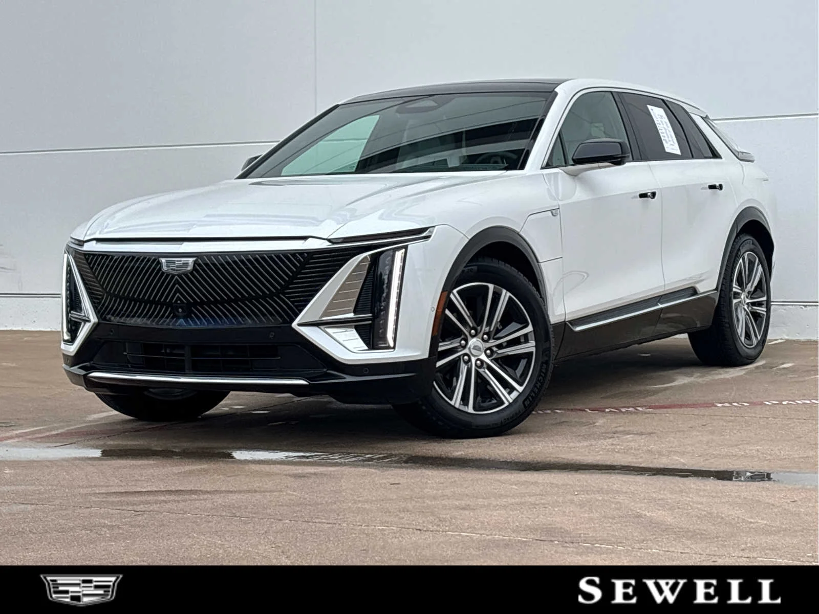 2024 Cadillac Lyriq Luxury 2 AWD's photo