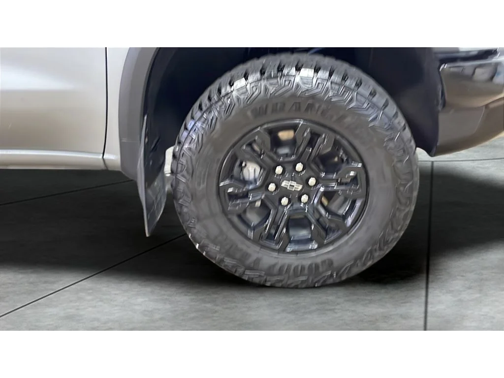 Used 2023 Sterling Gray Metallic Chevrolet ZR2 image 18