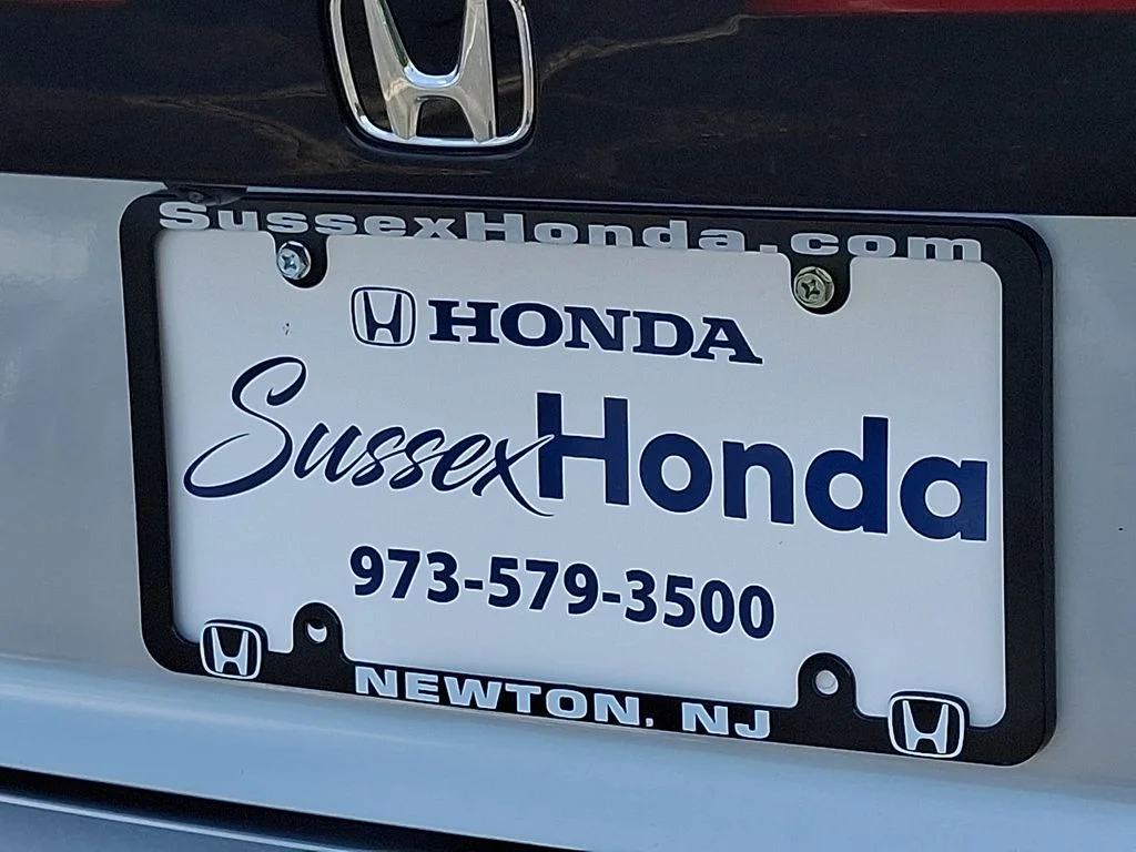 Certified Used 2024 Solar Silver Metallic Honda LX image 30