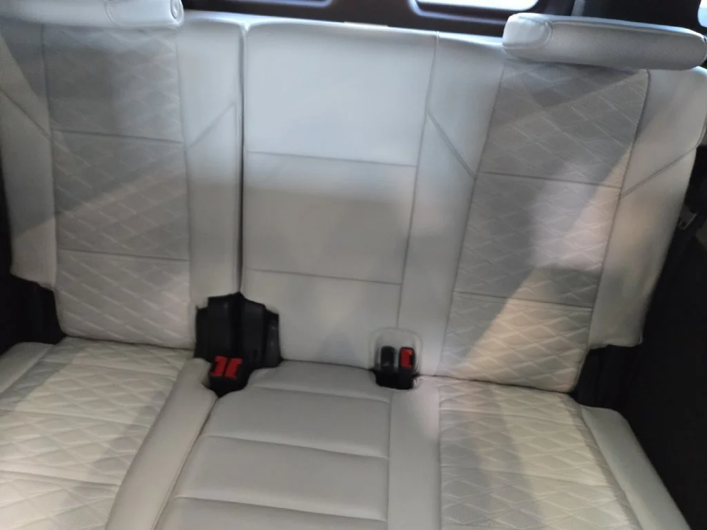 Used 2025 Crystal White Tricoat Cadillac Sport Platinum image 36