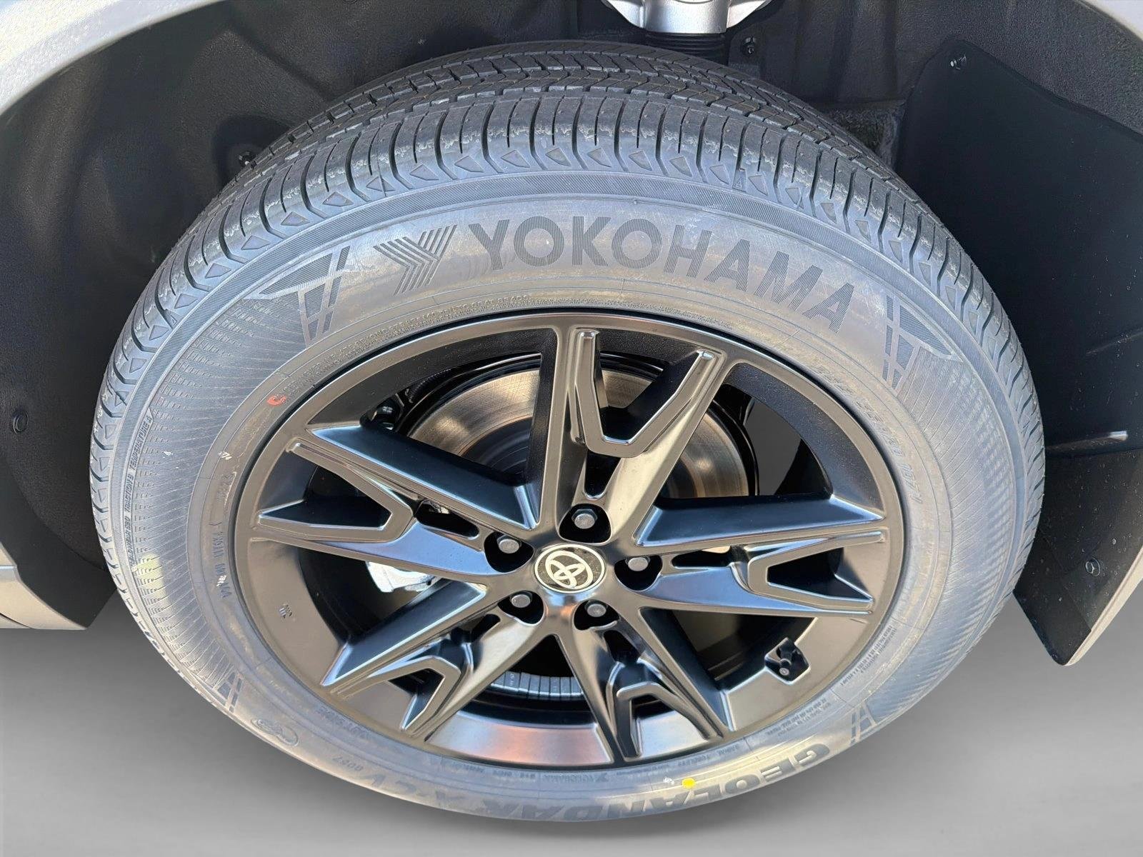 New 2026 Wind Chill Pearl Toyota Hybrid Limited image 20