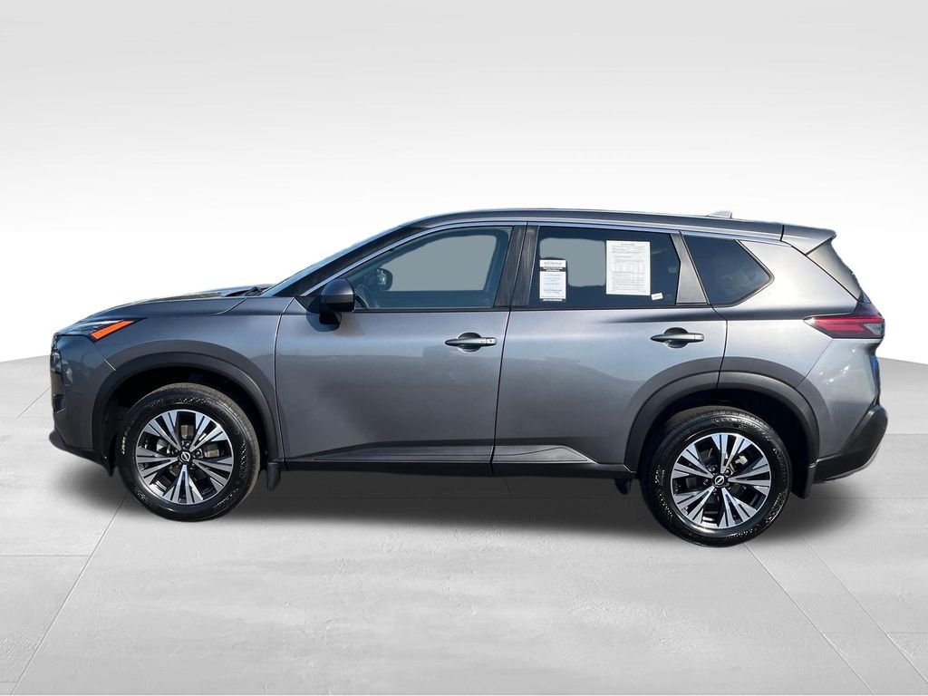 Used 2023 Gray Nissan SV image 2