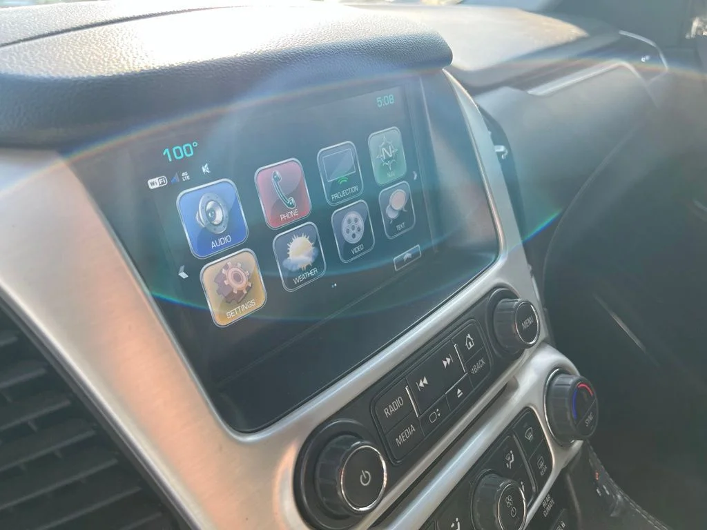 Used 2020 Gray GMC SLT image 3