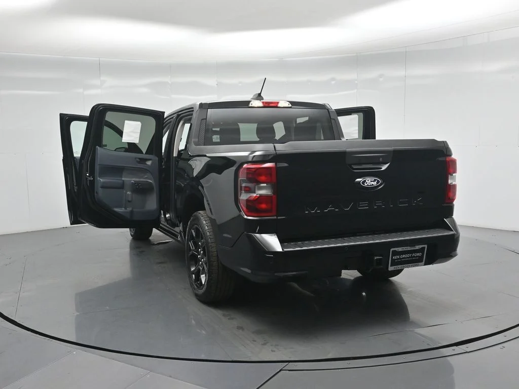 New 2026 Shadow Black Ford Lobo Standard image 30