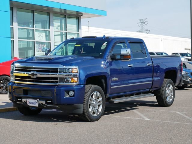 Used 2019 Chevrolet Silverado 2500HD High Country with VIN 1GC1KUEY2KF160997 for sale in Roseville, Minnesota