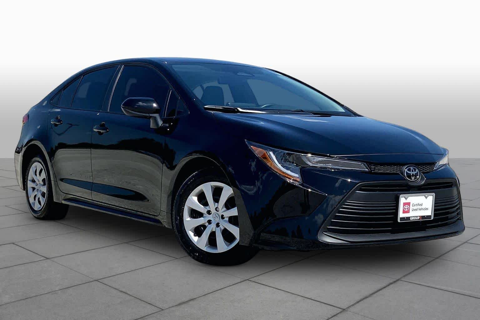 Used 2026 Midnight Black Metallic Toyota LE image 3