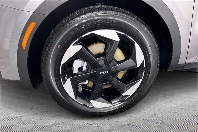 New 2026 Steel Gray Kia EX image 13