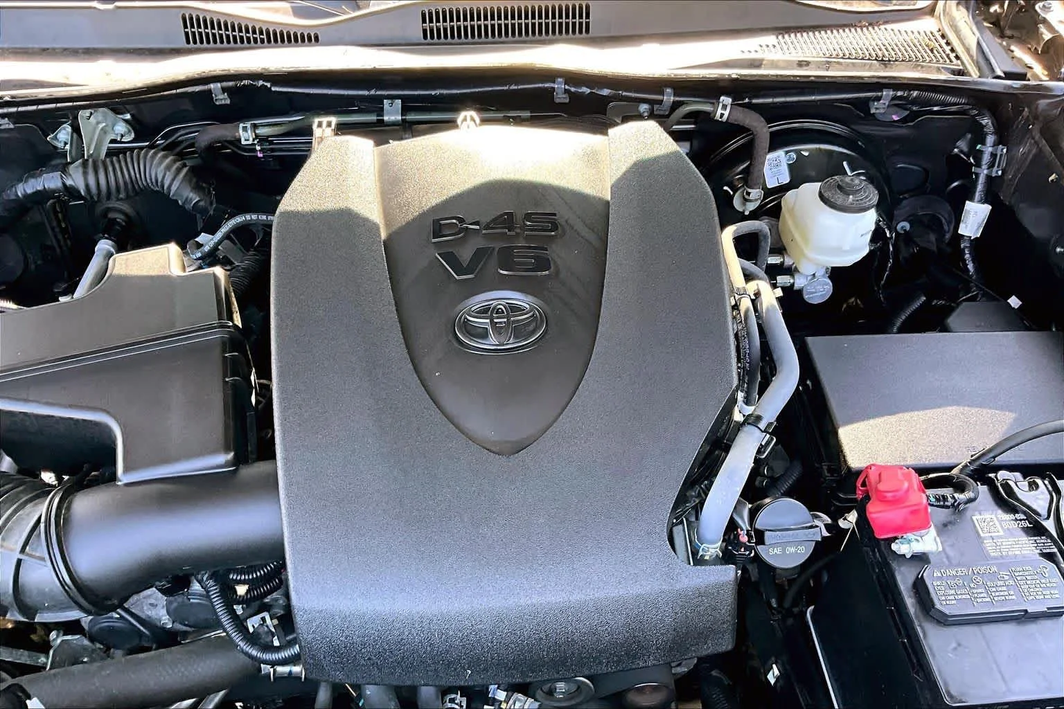 Used 2023 Magnetic Gray Metallic Toyota SR5 image 33