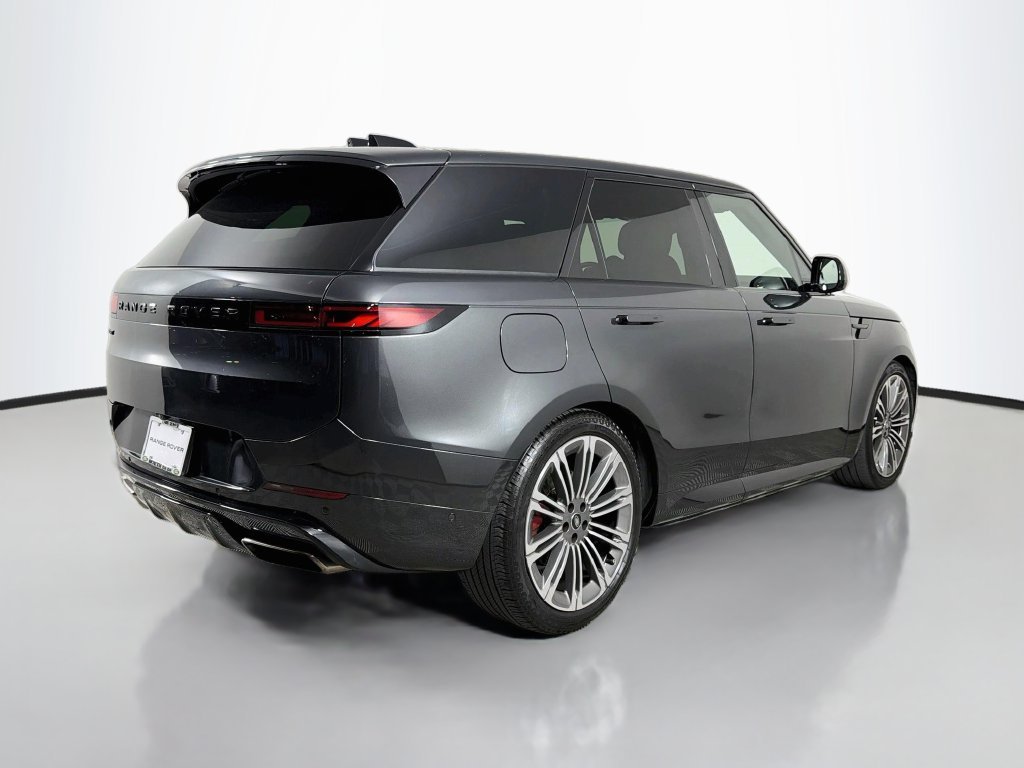 Used 2025 Gray Land Rover Dynamic SE image 5