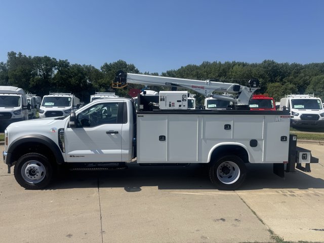 2024 Ford F-600 Super Duty Chassis Cab XL - Photo 7