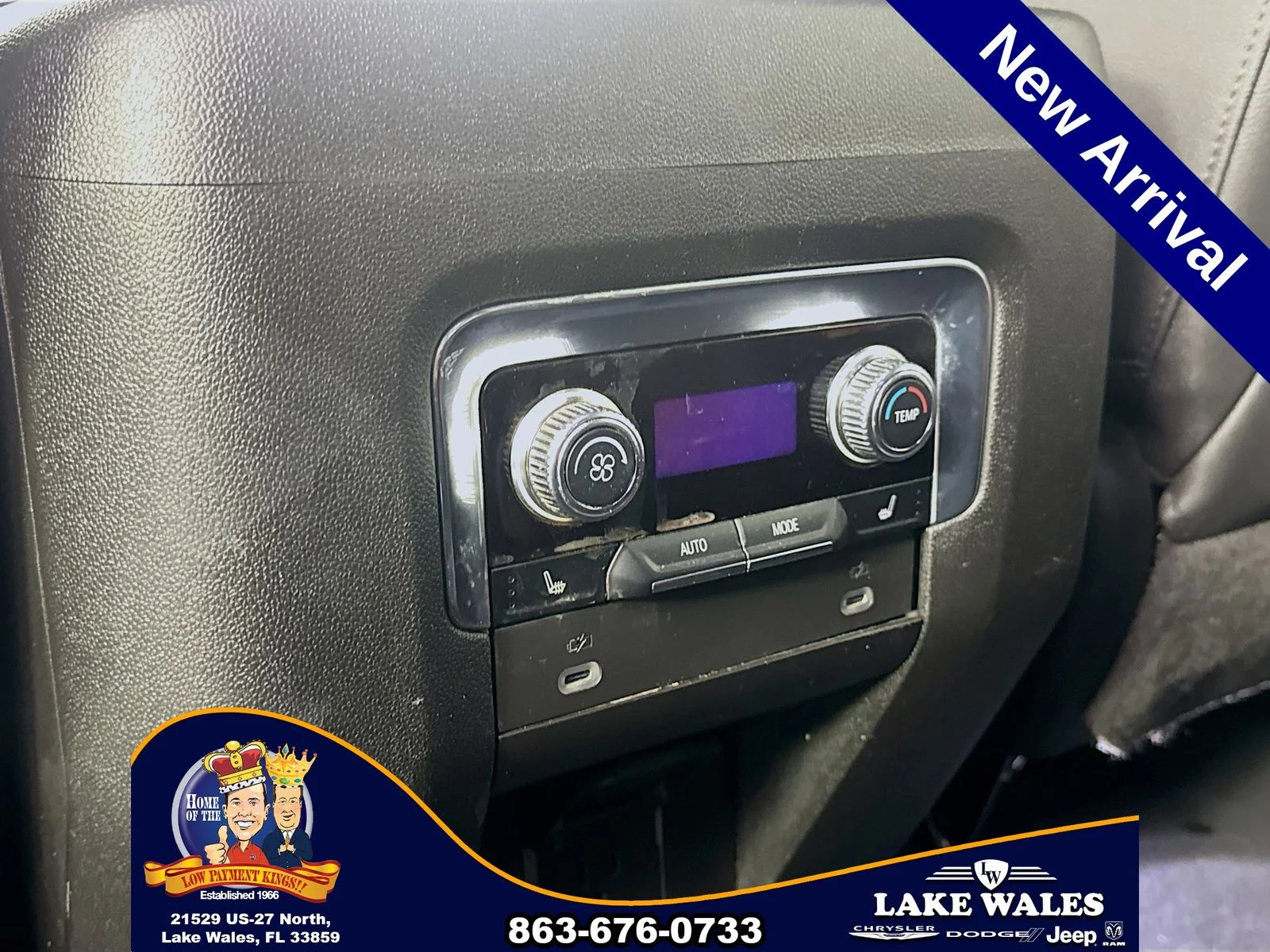 Used 2022 Gray GMC AT4 image 25