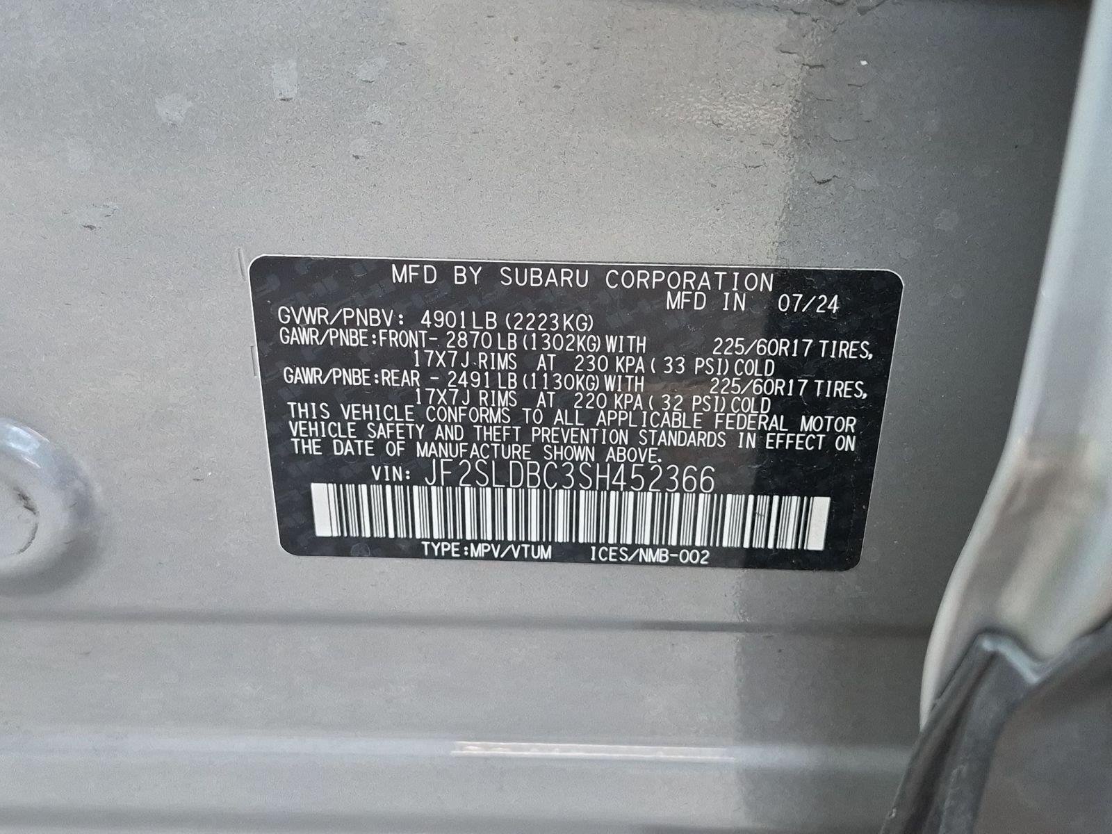 Used 2025 River Rock Pearl Subaru Premium image 32