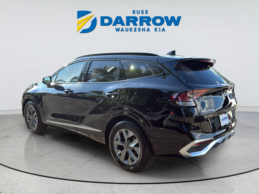 Used 2025 Black Kia SX image 3