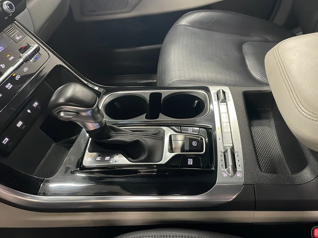 Certified Used 2022 Gray Kia SX Prestige image 22