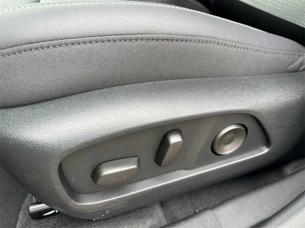 2026 GMC TERRAIN - Image 15