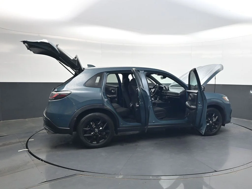 Used 2023 Modern Steel Metallic Honda Sport image 31