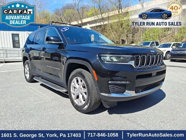 Used 2022 Black Jeep Limited image 1