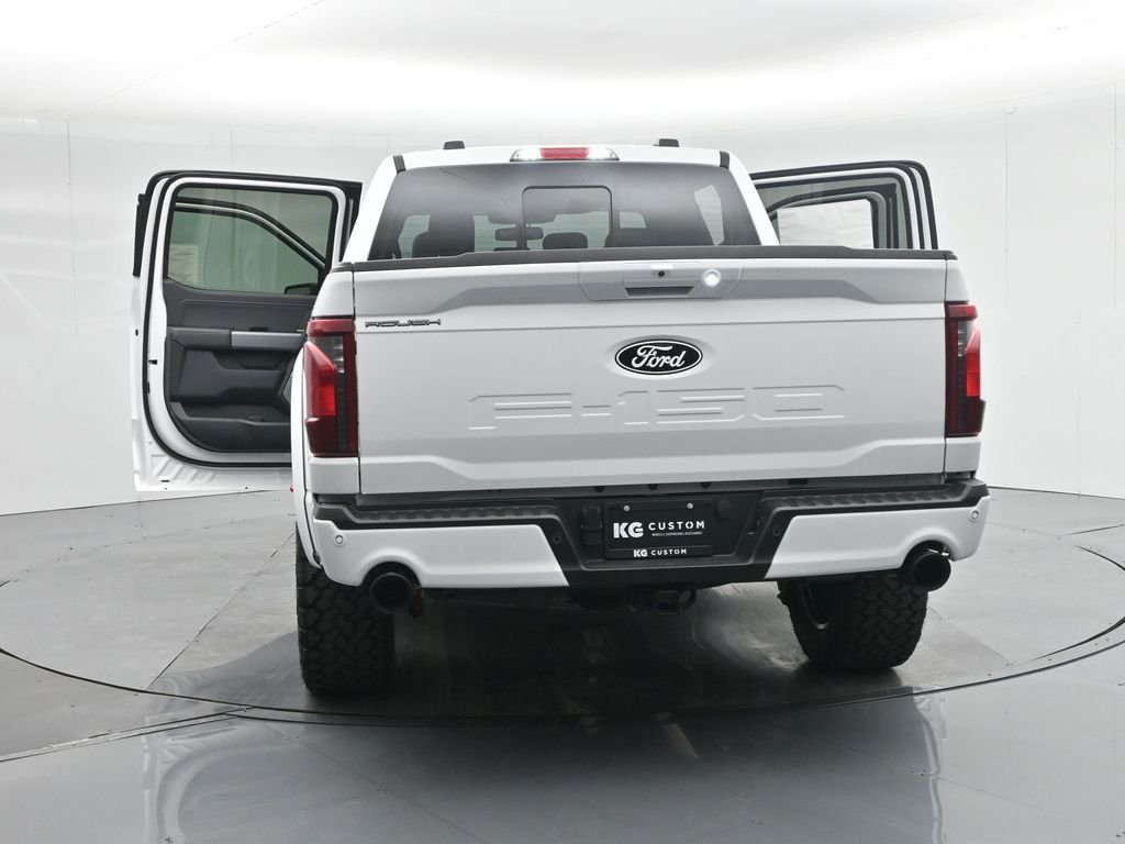 New 2025 Oxford White Ford XLT image 37