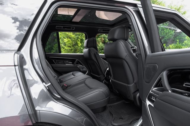 New 2026 Charente Grey Land Rover SE image 47